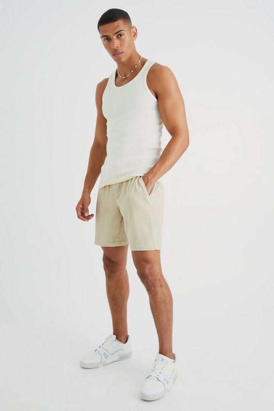 Mittellange Shorts