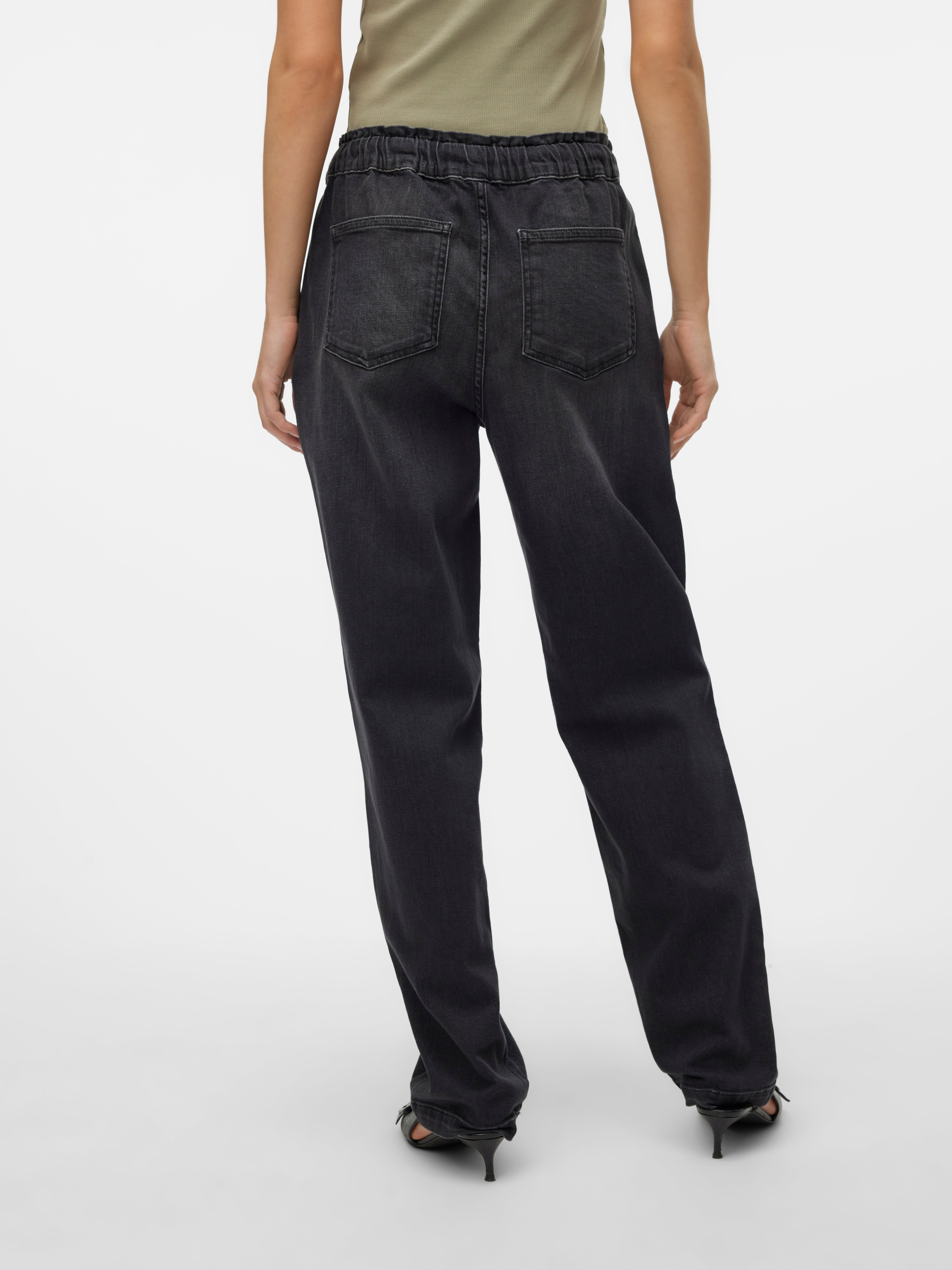 VMCALLIE Mid Rise Karotte, locker geschnitten Jeans