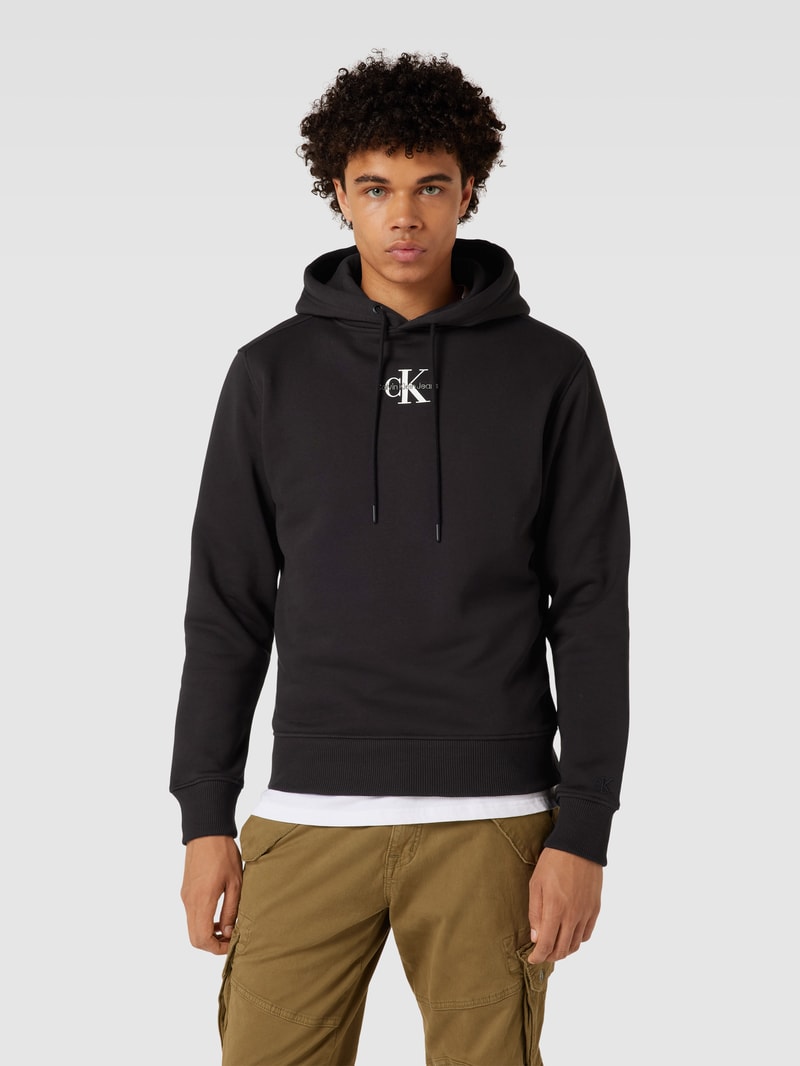 Hoodie mit Logo-Stitching in schwarz