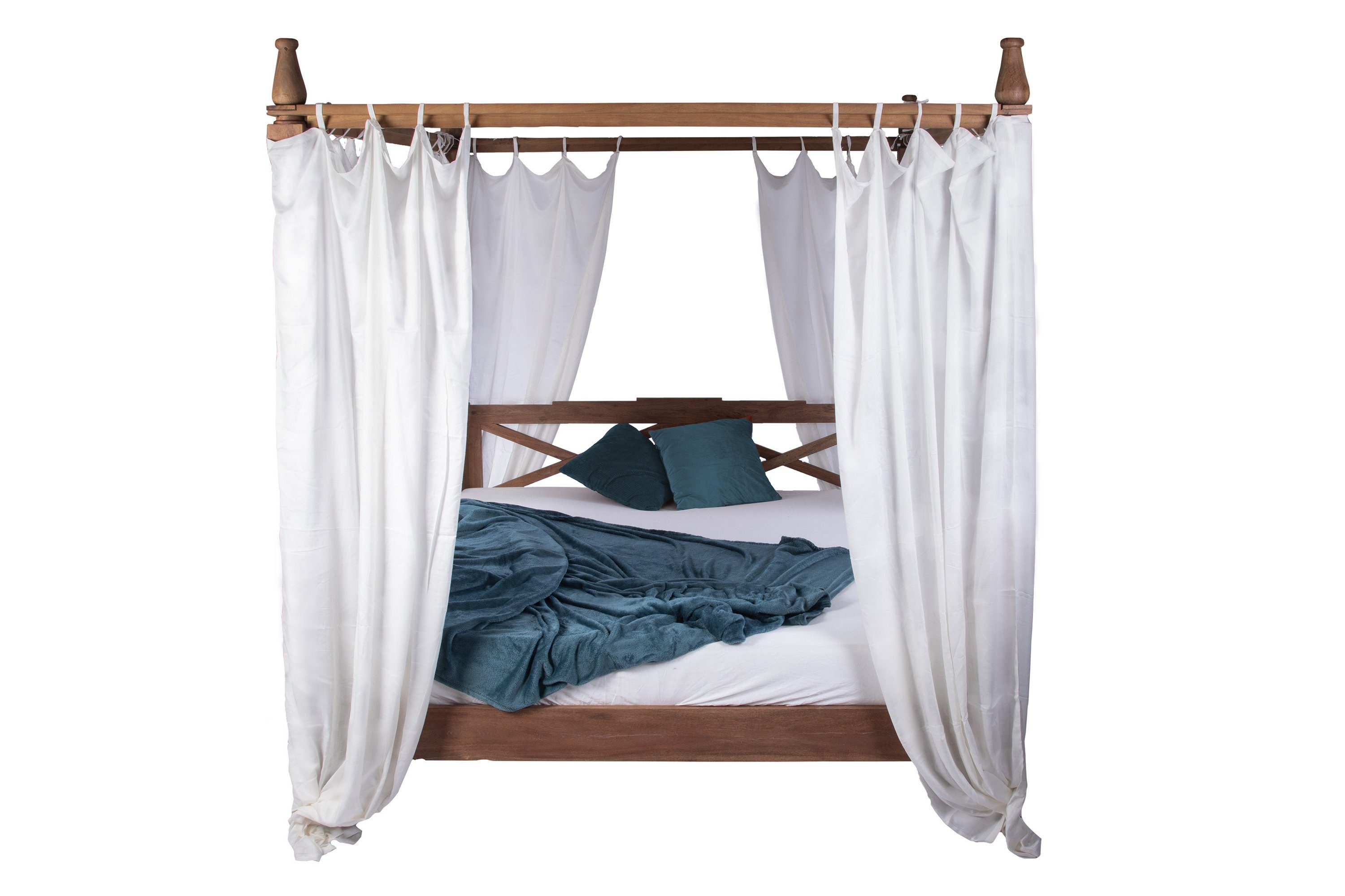 Junado® Himmelbett Holly, massives Akazienholz, in stone- oder nougatfarben erhältlich, verschiedene Größen wählbar, mit hellem Stoffvorhang