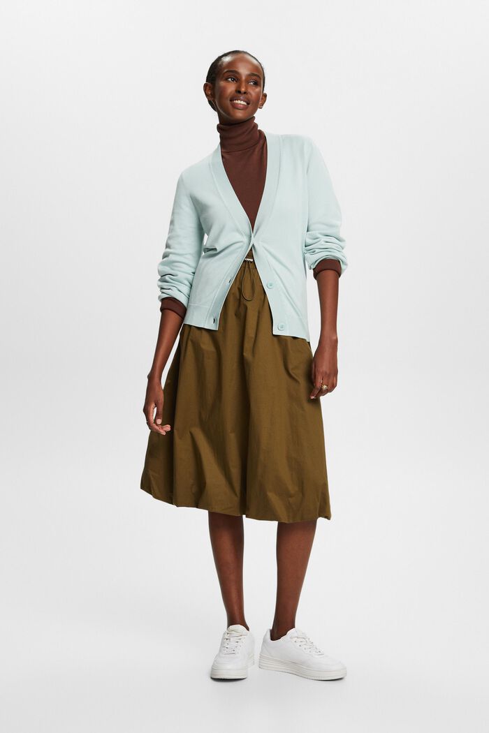 Basic Cardigan mit V-Ausschnitt