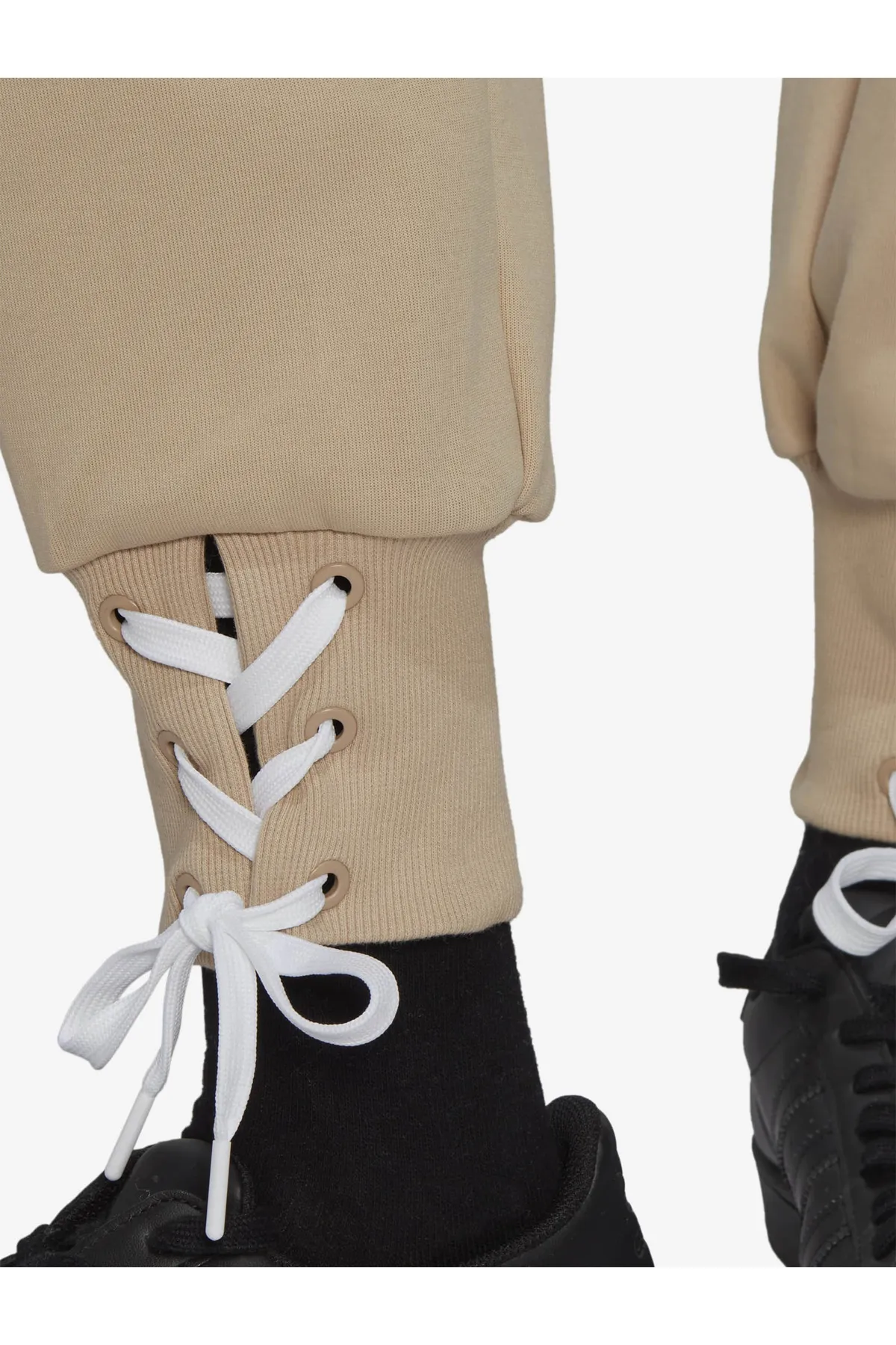 adidas  Jogginghose - Beige - Relaxed