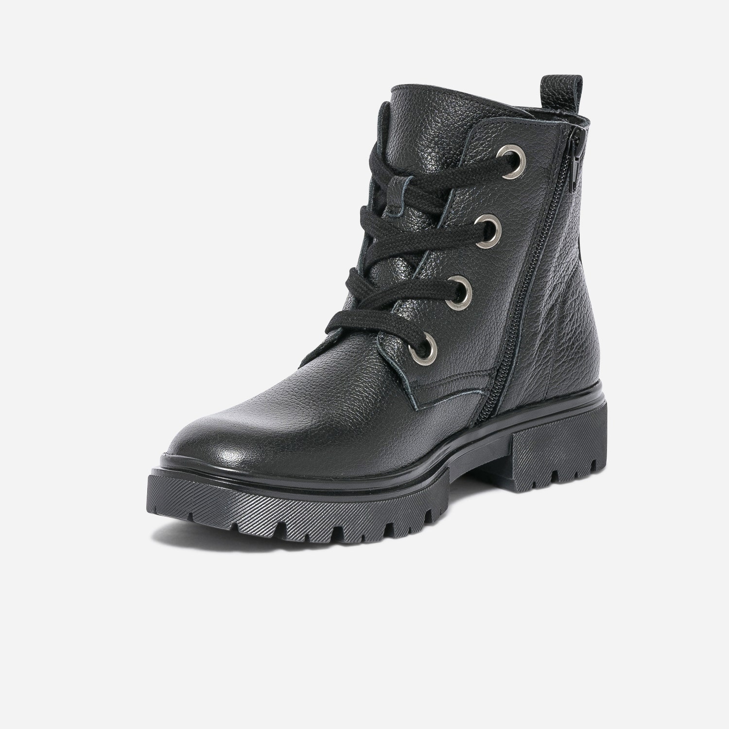 Bottine à lacet noire éco-conçue en cuir