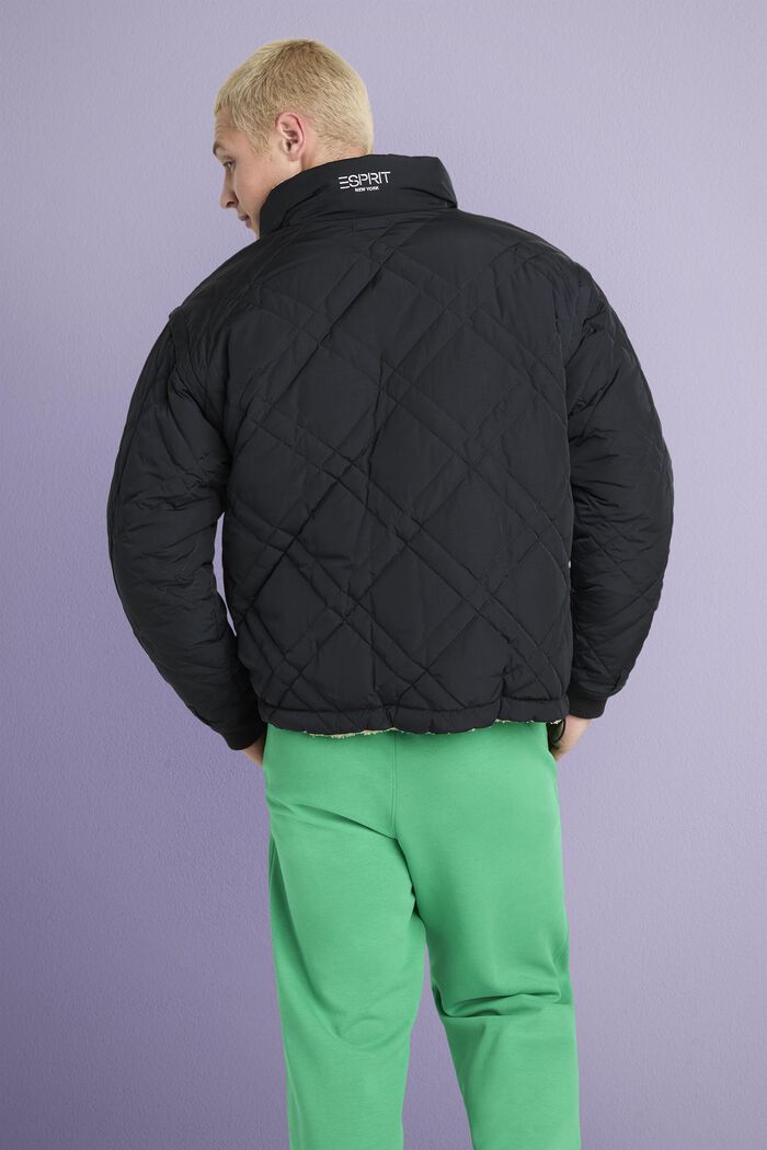 Wendesteppjacke mit abnehmbaren Ärmeln