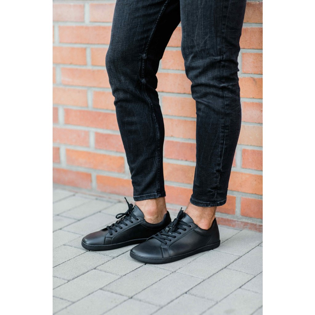 Shapen Feelin Uni Black Vegan Barfuß-Halbschuhe