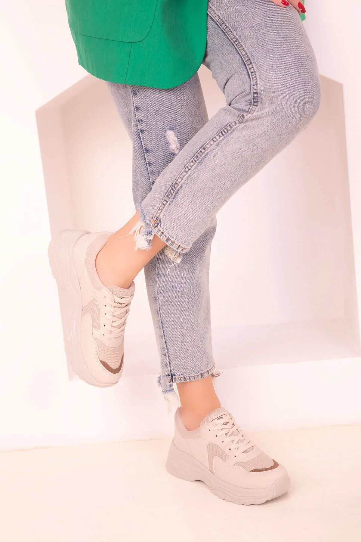 SOHO  Beige-braune Damen Sneakers 18146