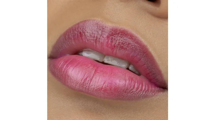 essence WHAT A TINT! lip & cheek tint 01 - Kiss from a rose