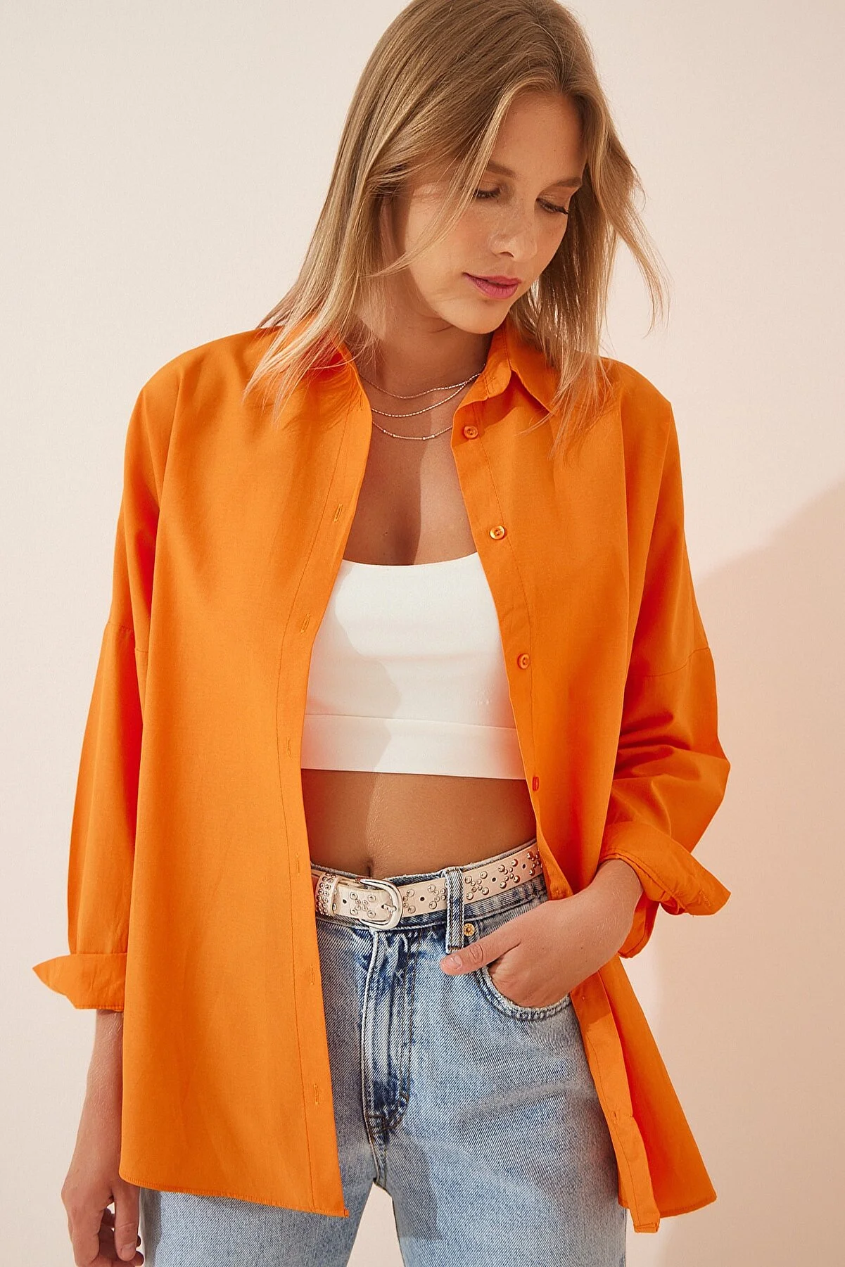 Happiness İstanbul  Helloranges Oversize Long Basic Shirt für Damen DD00842