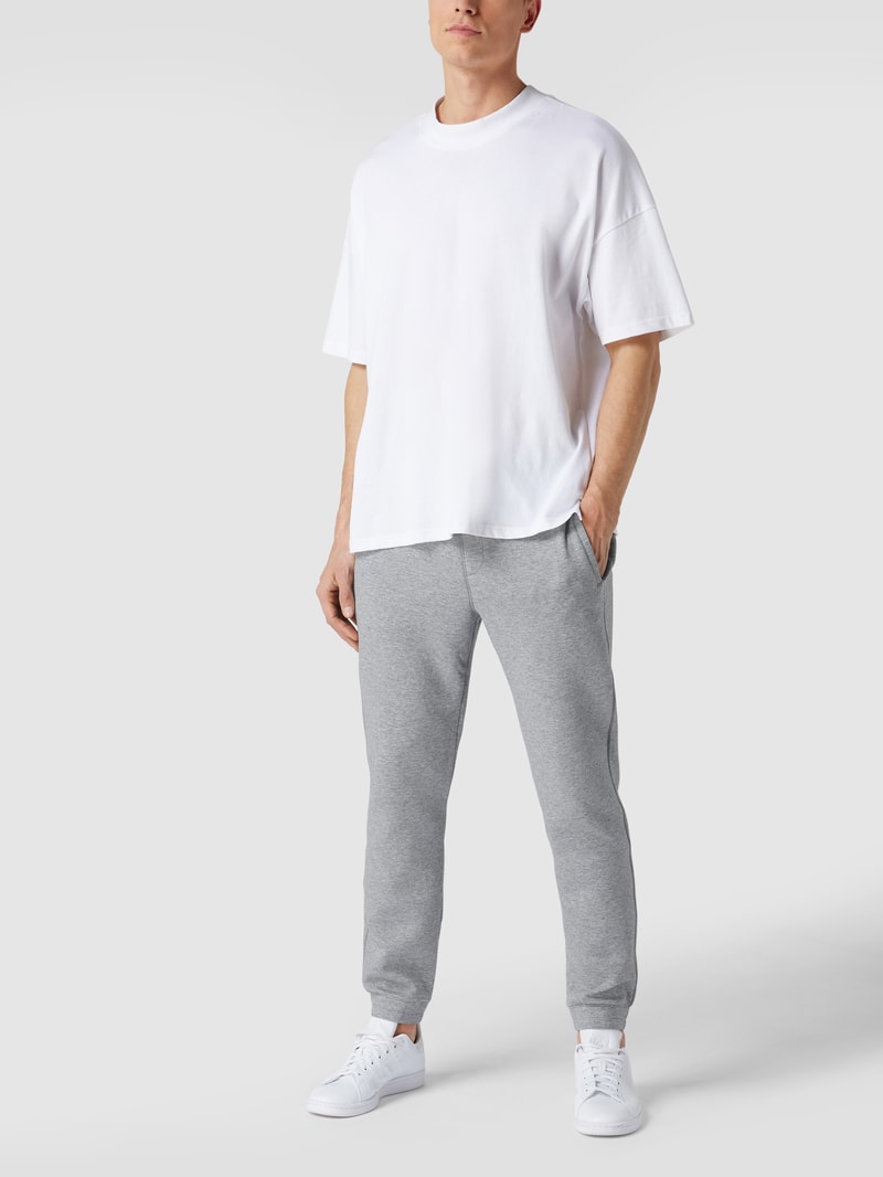 Sweatpants mit Eingrifftaschen in hellgrau meliert
