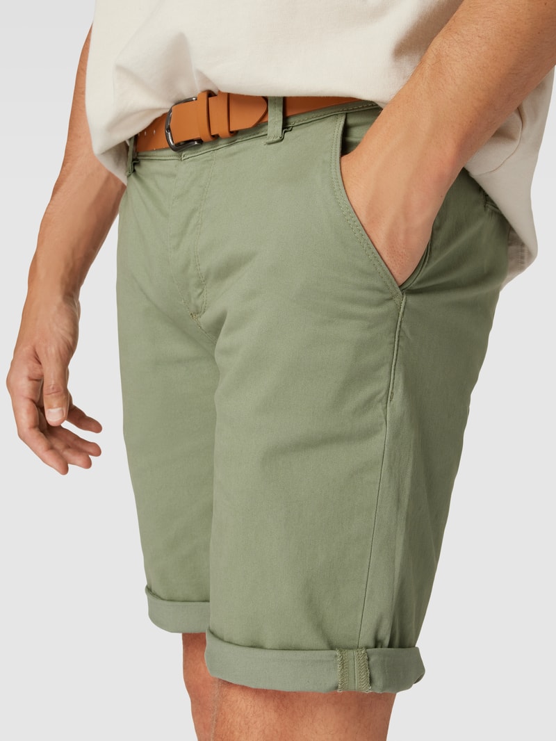 Chinoshorts inklusive Gürtel Modell 'Mike' in olivgrün