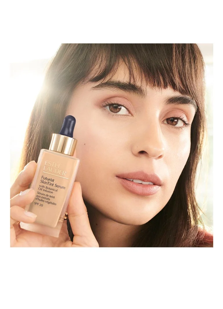 Estée Lauder Futurist Skintint Serum Foundation SPF20