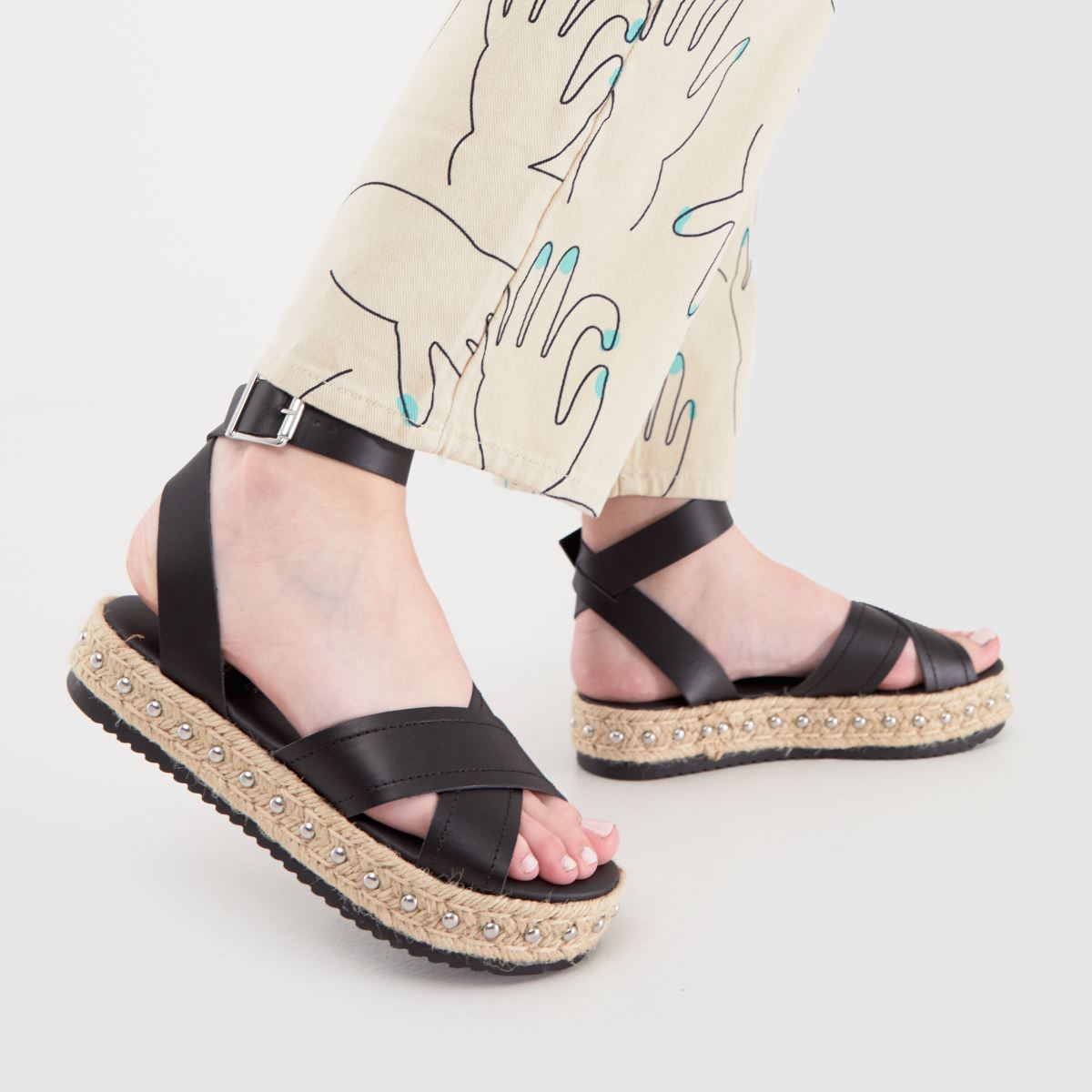schuh tulpan espadrille flatformade sandaler i svart
