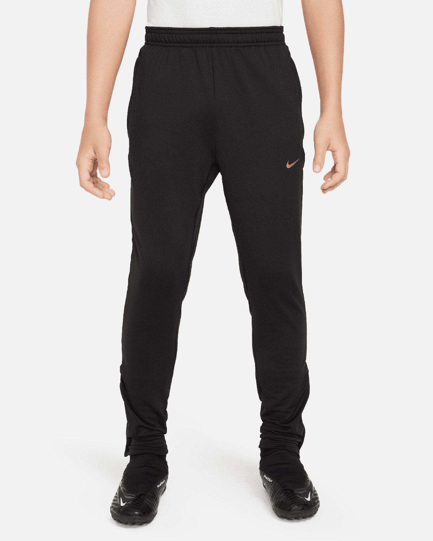 Futbalové šortky Nike Strike24 Dri Fit Jr FN8418-011