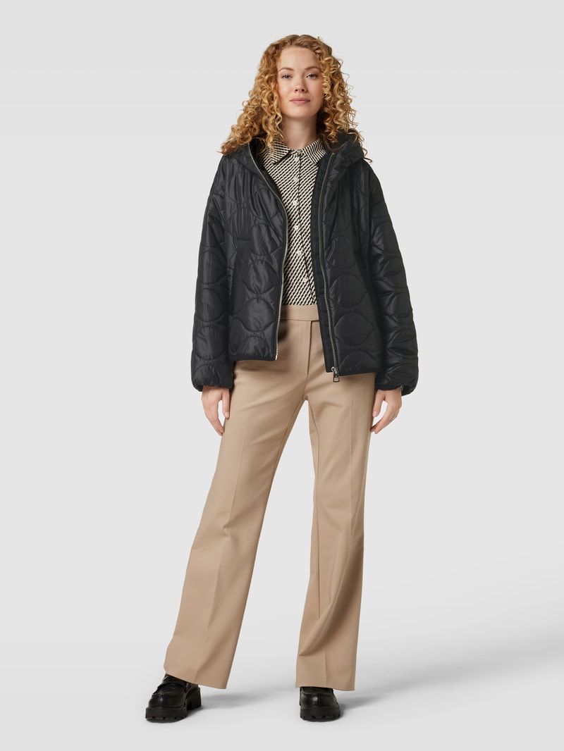 Jacke mit Steppnähten in schwarz
