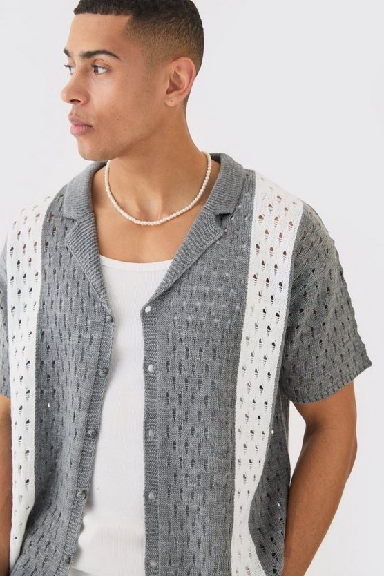 Kastiges gestreiftes Oversize Strick-Hemd in Grau