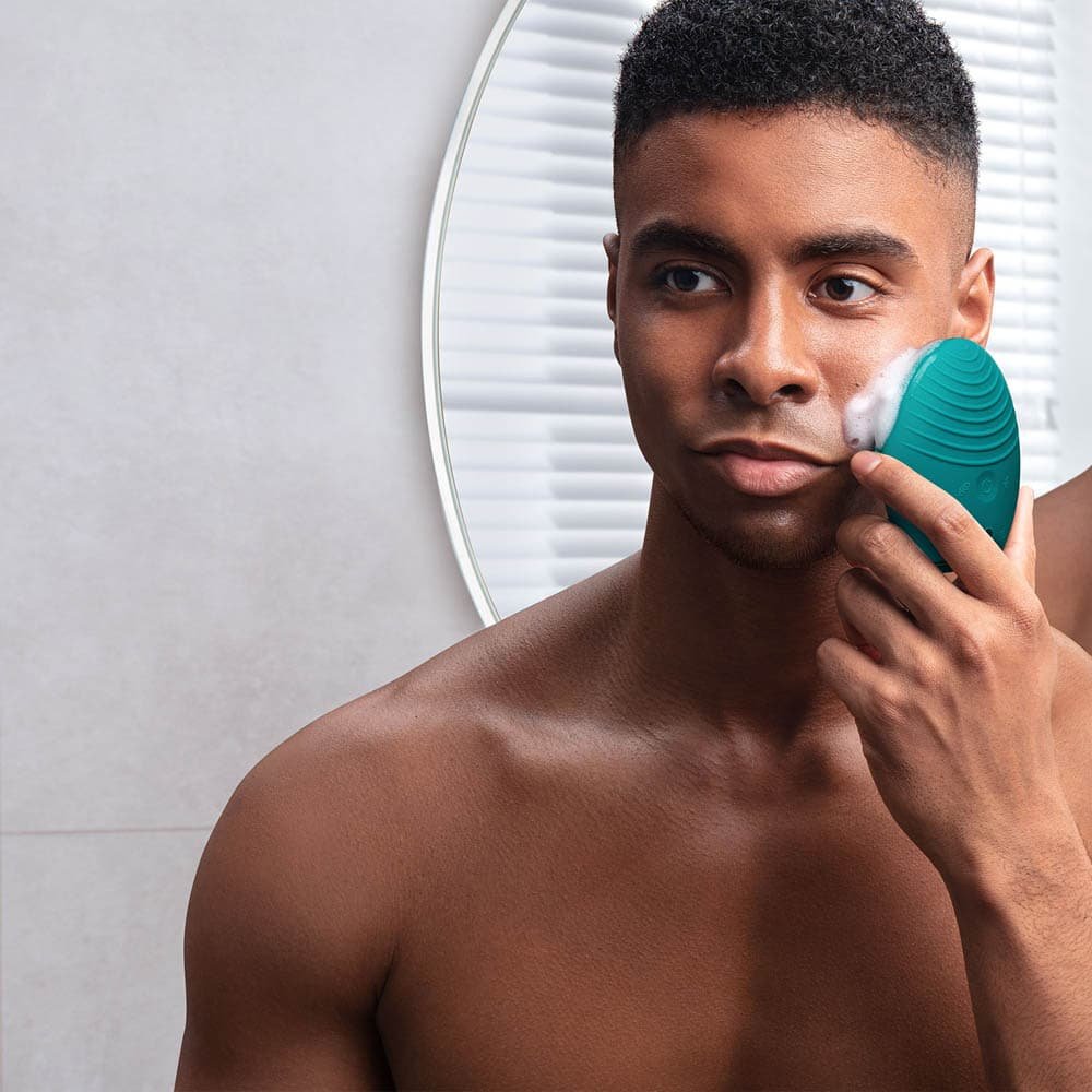 Foreo Luna 4 Men - 2-in-1 Gesichtsreinigung & Straffung für Haut & Bart