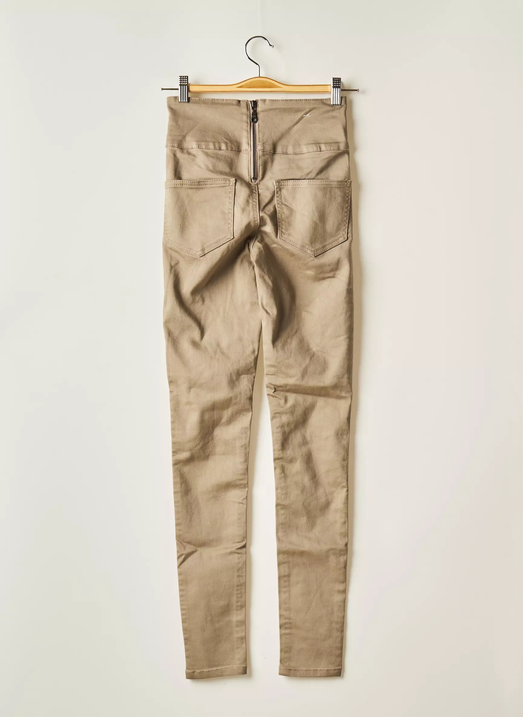 Pieces Pantalons Slim Femme couleur beige