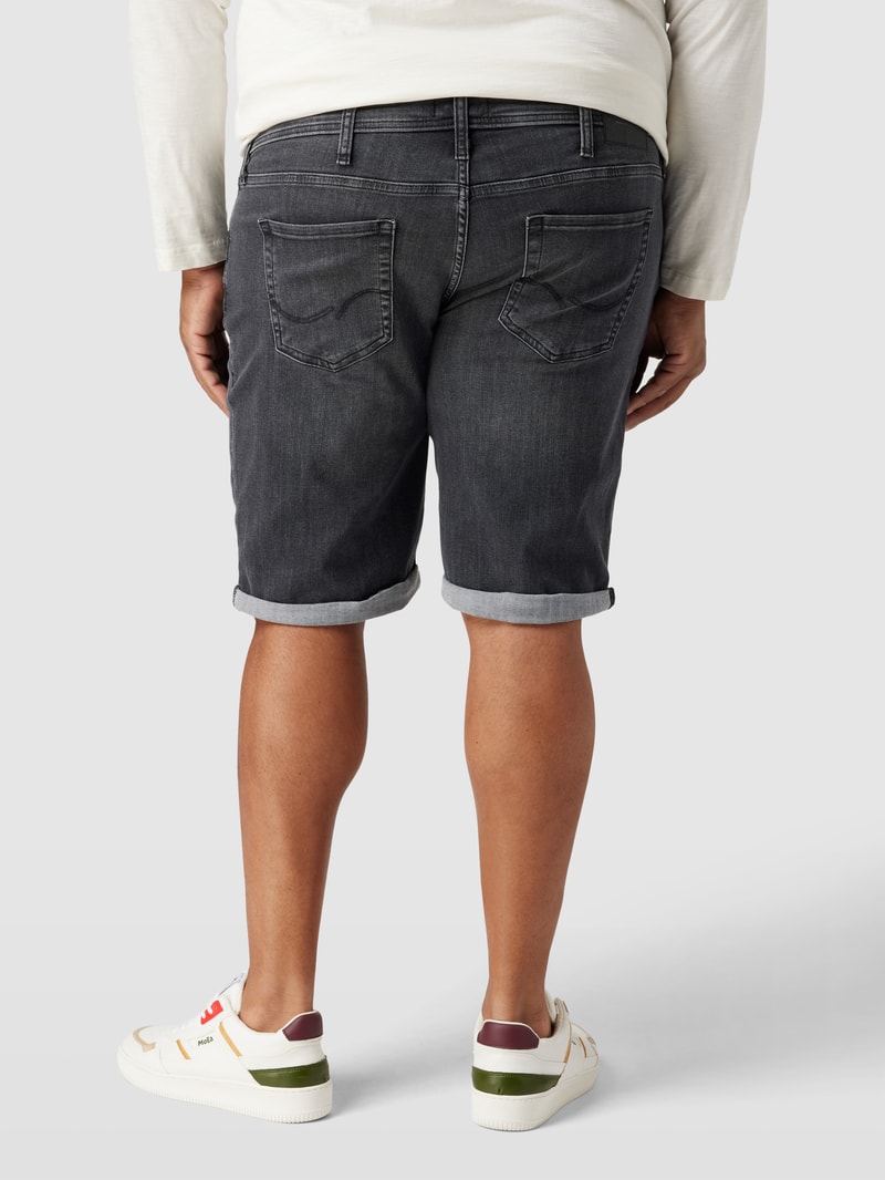PLUS SIZE Jeansshorts mit fixierten Beinumschlägen Modell 'RICK' in schwarz