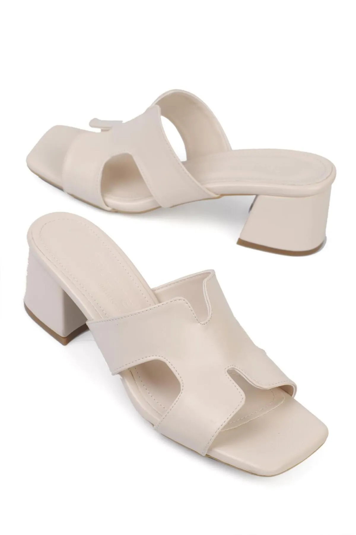 Capone Outfitters  Pantolette - Ecru - Blockabsatz