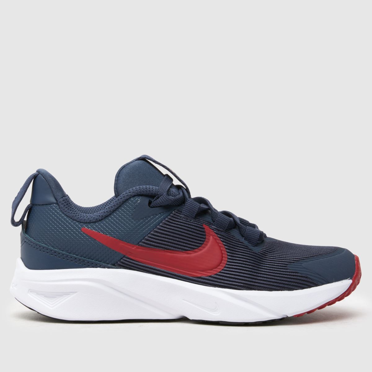 Športni copati Nike Star Runner 4 za fante in otroke