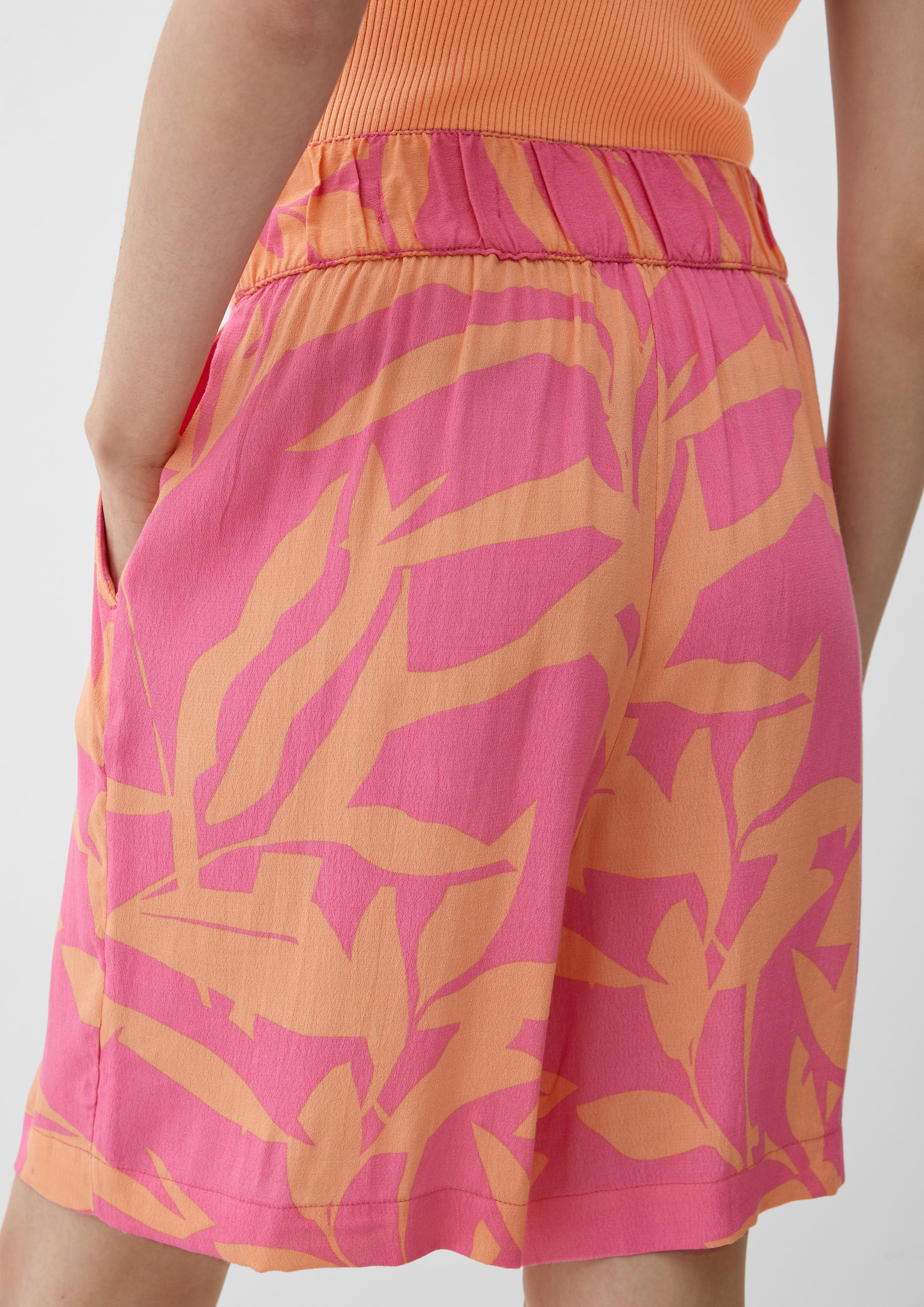 Loose: Shorts aus Viskose  2134645-44A3