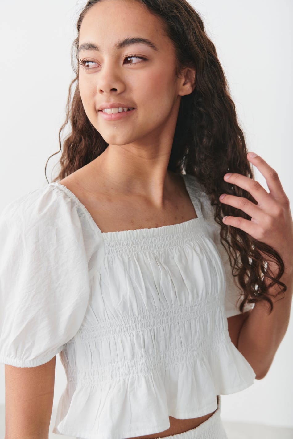 Y anglaise puff sleeve top