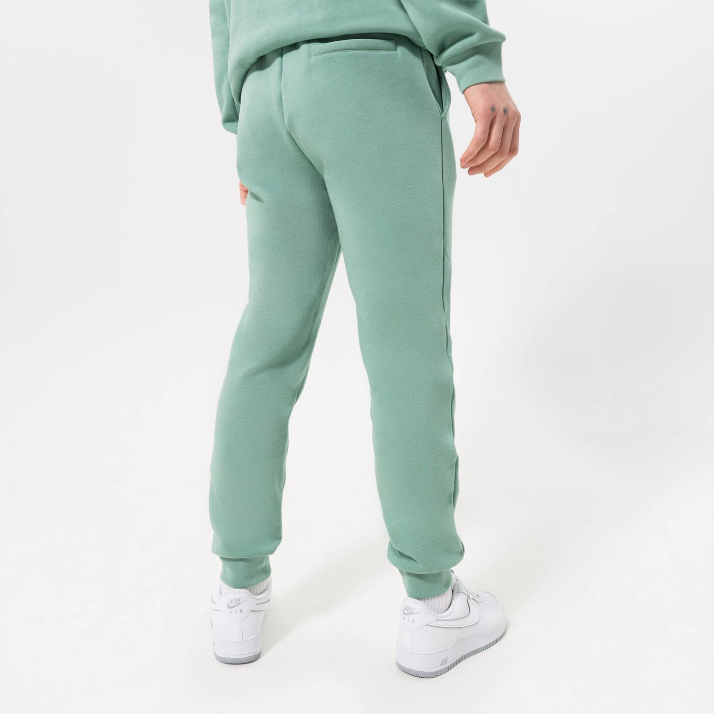 CONFRONT HOSE ESSENTIAL GREEN Grün