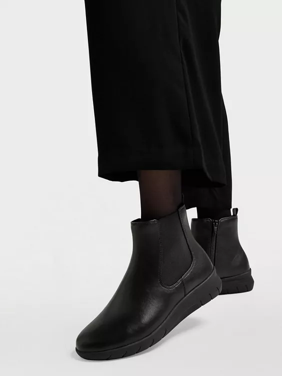 Easy Street Komfort Chelsea Boots