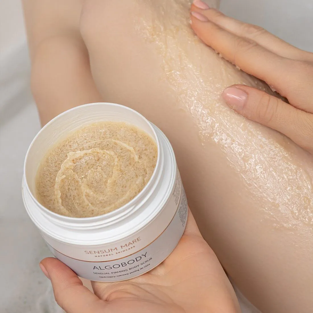 Scrub σώματος Sensum Mare Algobody Firming Sugar Scrub