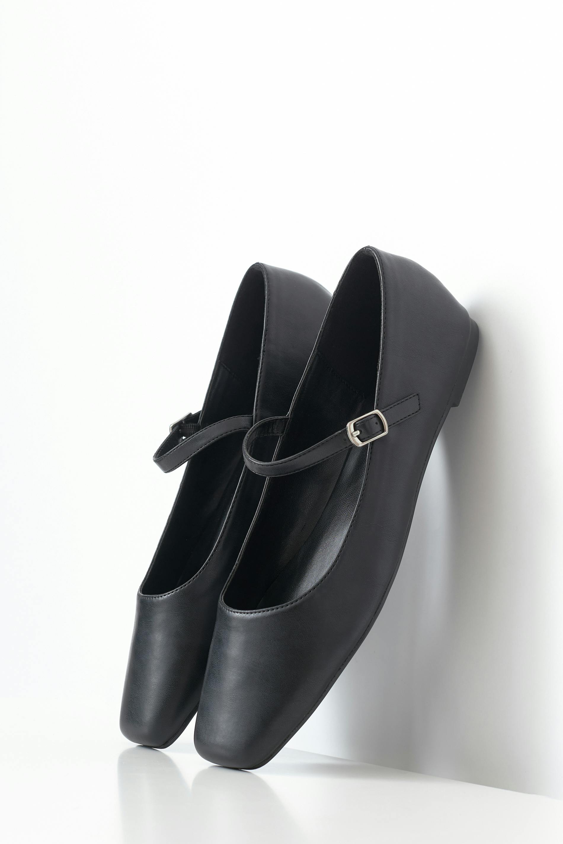 Ballet flats