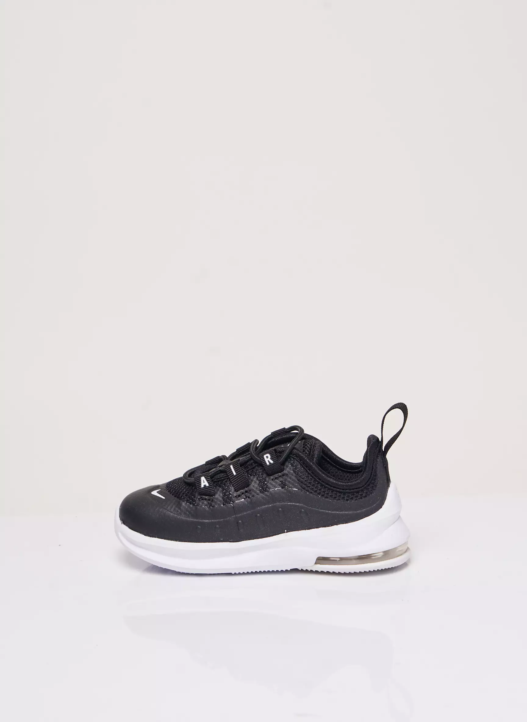 Nike Baskets Garcon couleur noir