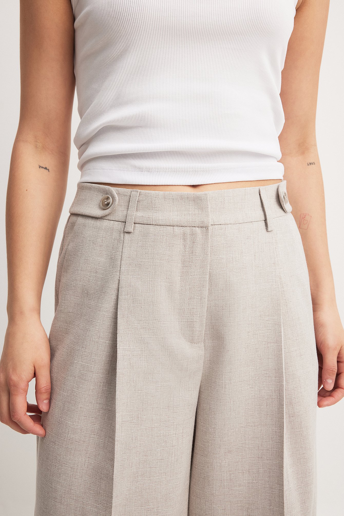 Weite Anzughose mit hoher Taille