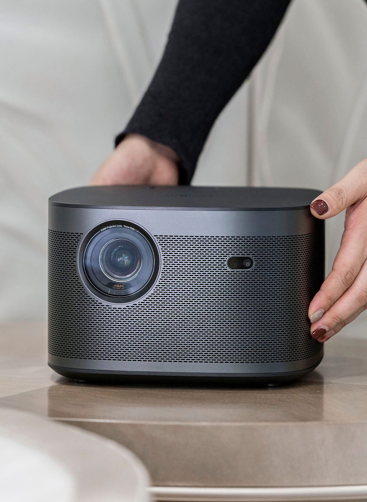 XGIMI HORIZON Pro 4K Beamer (2200 lm, 10000:1, 3840 x 2160 px, Smart Beamer, 4K, 2200 ANSI-Lumen, auto. Keystone)