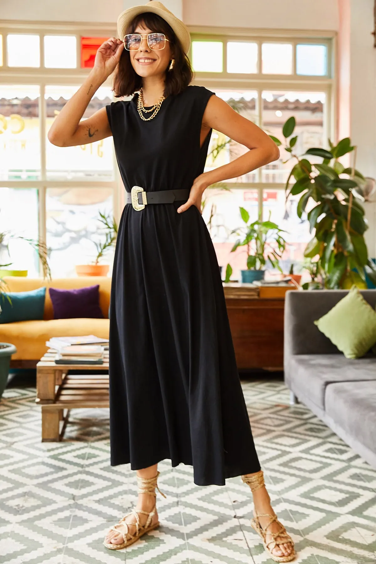 Olalook  Damenkleid aus gekämmter Baumwolle mit elastischem Bund in Schwarz ELB-19001509