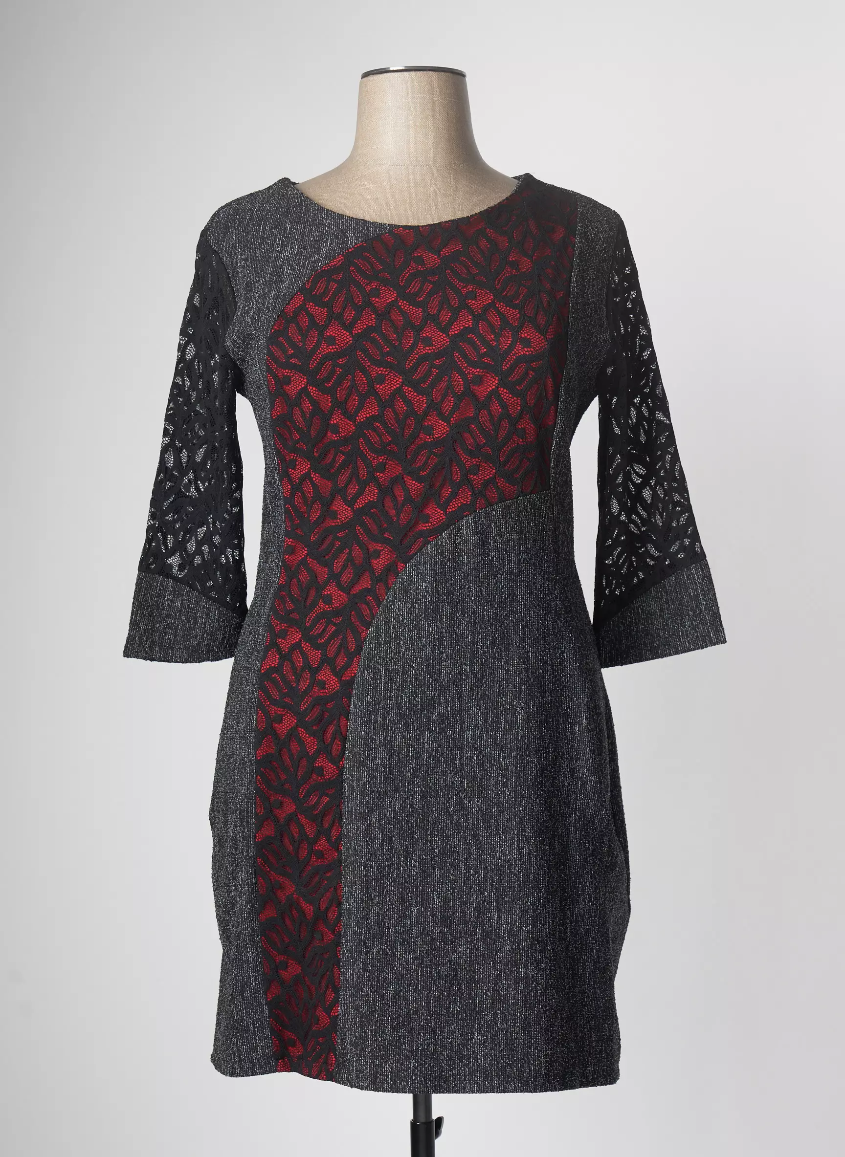 Quattro Robes Courtes Femme couleur noir