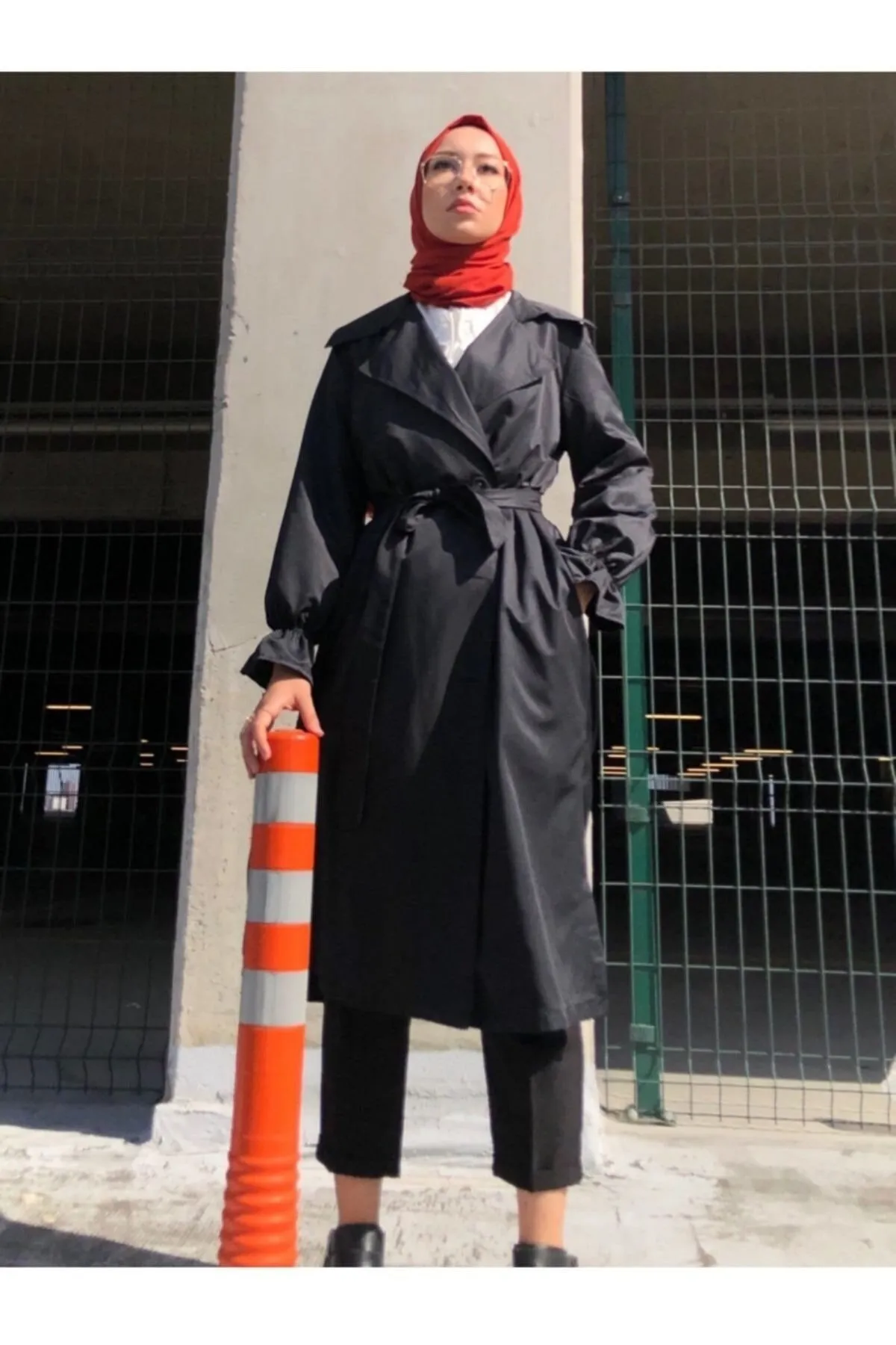 VOLT CLOTHİNG  Geknöpfter Trenchcoat für Damen