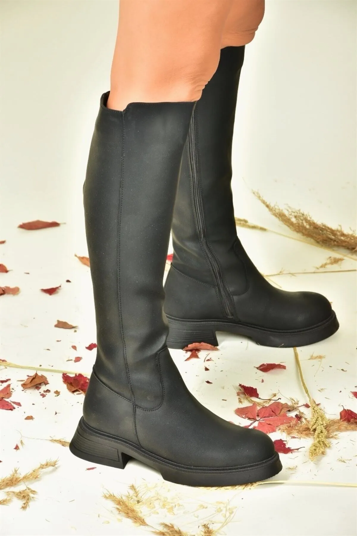 Fox Shoes  Schwarze Daily-Damenstiefel mit niedrigem Absatz N674265109