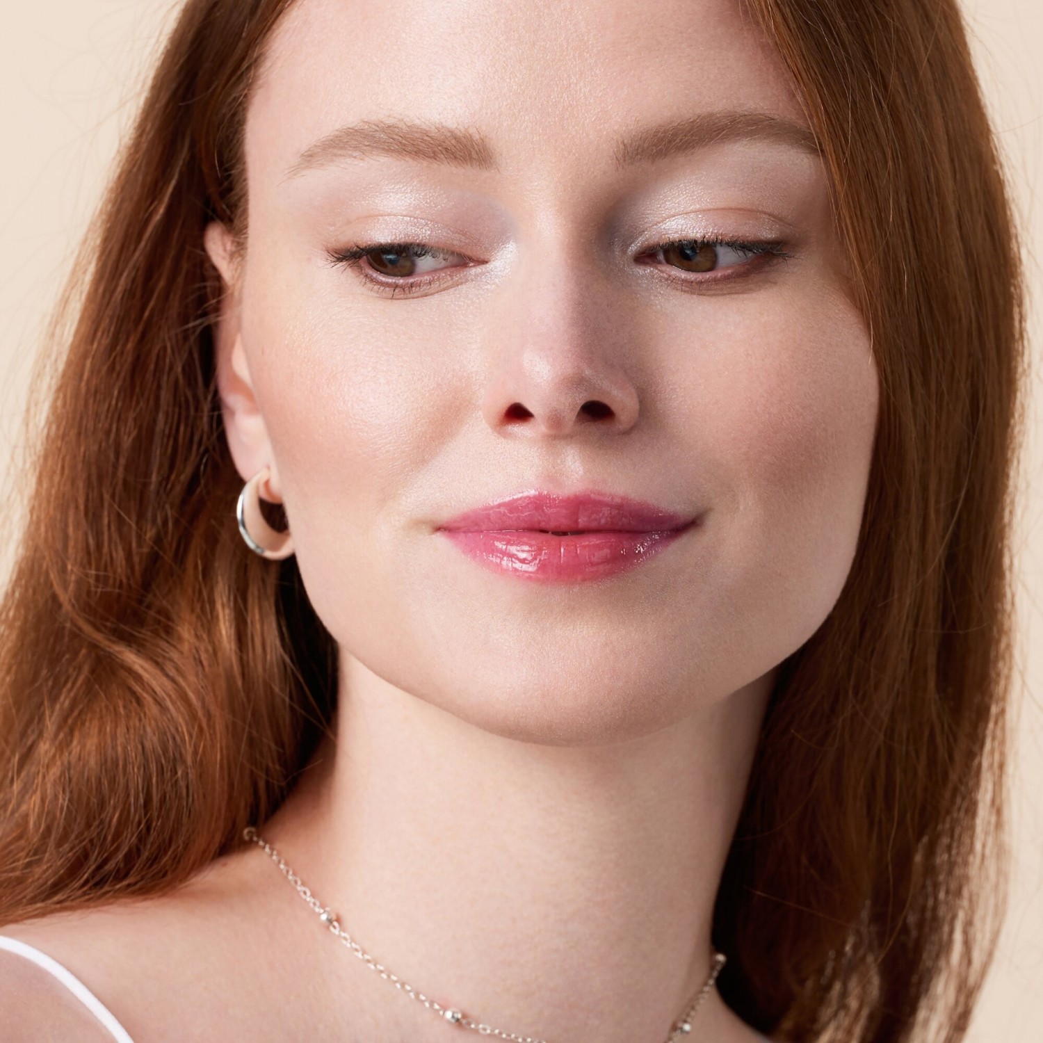 Catrice Glossin' Glow ulje za usne u boji