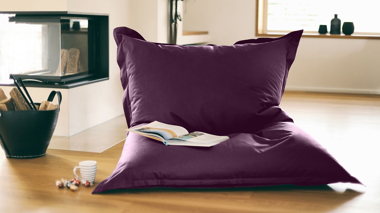 Kinzler Outdoorfähiger Riesensitzsack ca. 140 x 180 cm, Farbe brombeer
