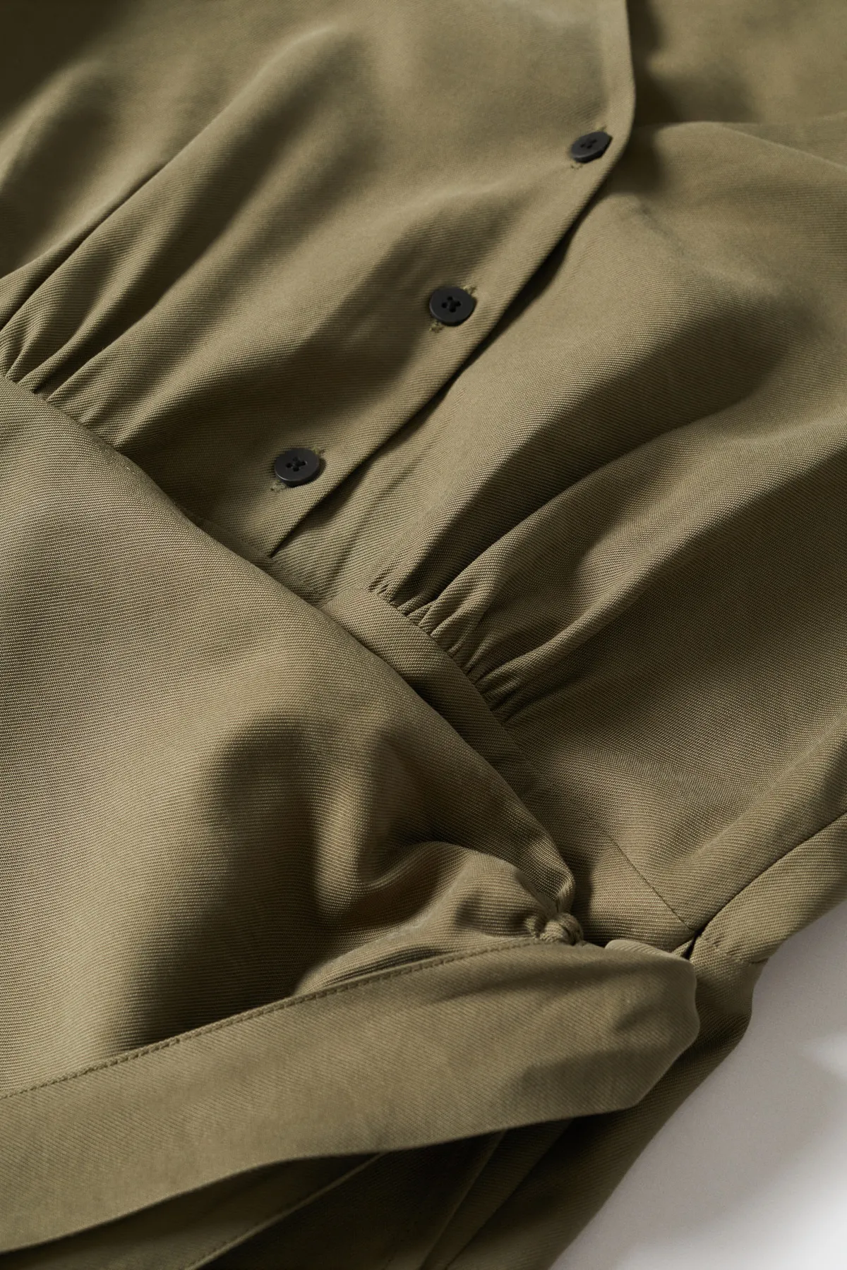 MANGO  Khakifarbenes Damenkleid 37003846