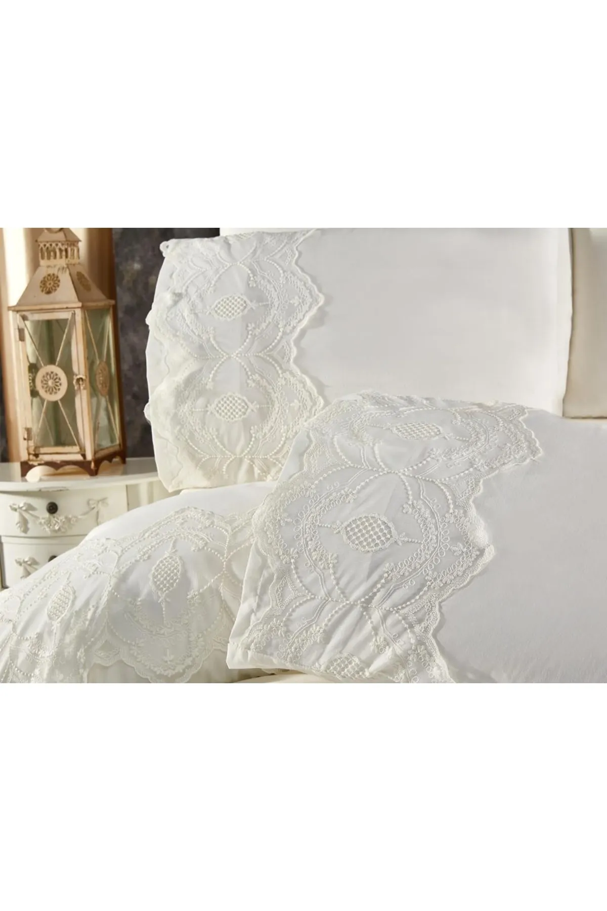 Çeyiz Diyarı  Bettwäsche-Set „Eslem Dowry“ aus französischer Spitze, cremefarben