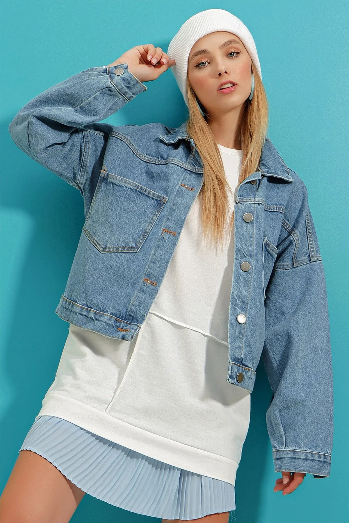 Trend Alaçatı Stili  Blaue Crop-Jeansjacke für Damen