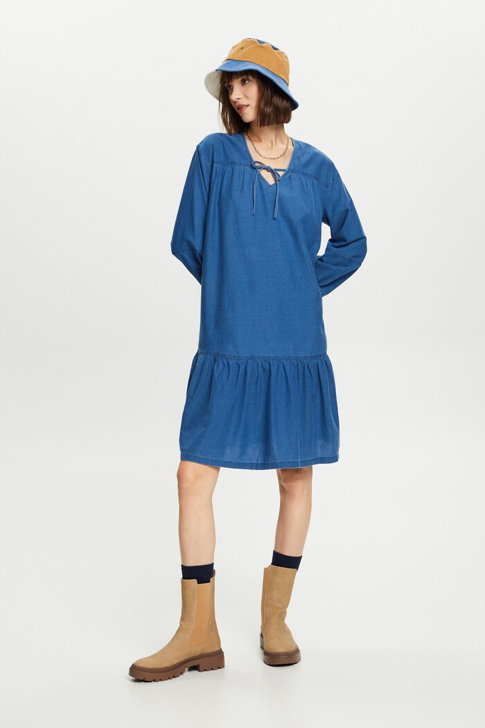 Chambray-Kleid mit Rüschen- und Binde-Details