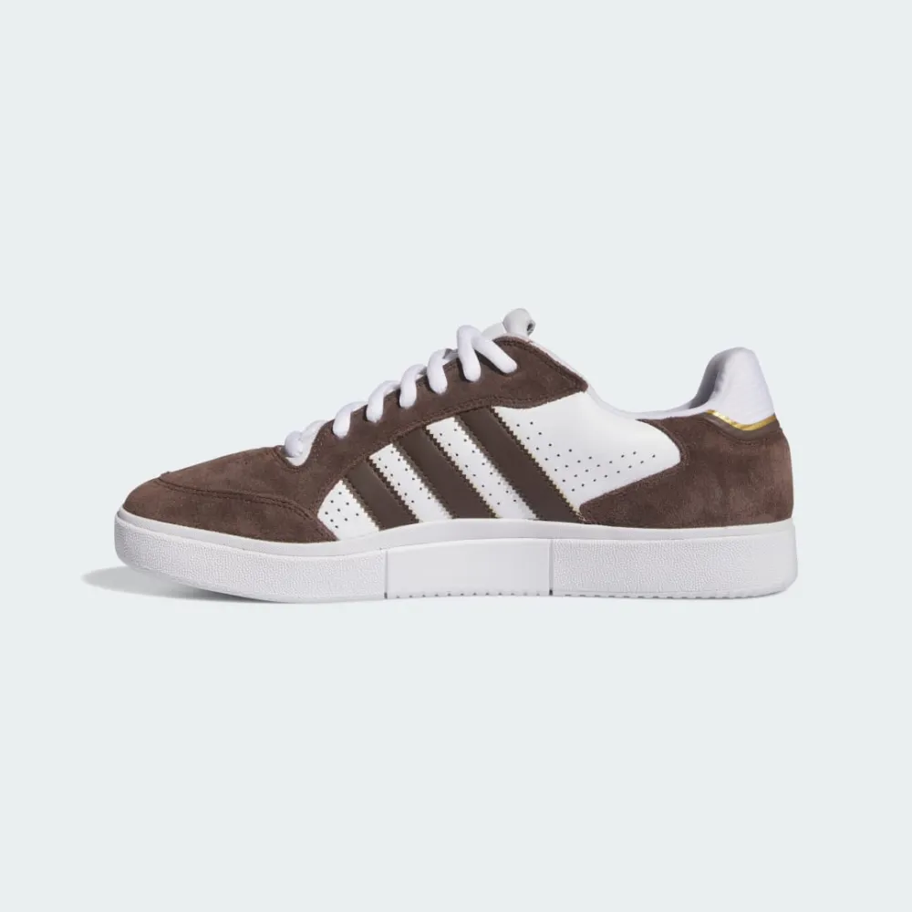 adidas Tyshawn Low IE3126 / braun
