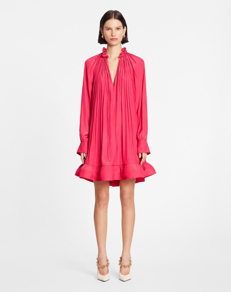 ROBE COURTE MANCHES LONGUES AVEC VOLANTS EN CHARMEUSE