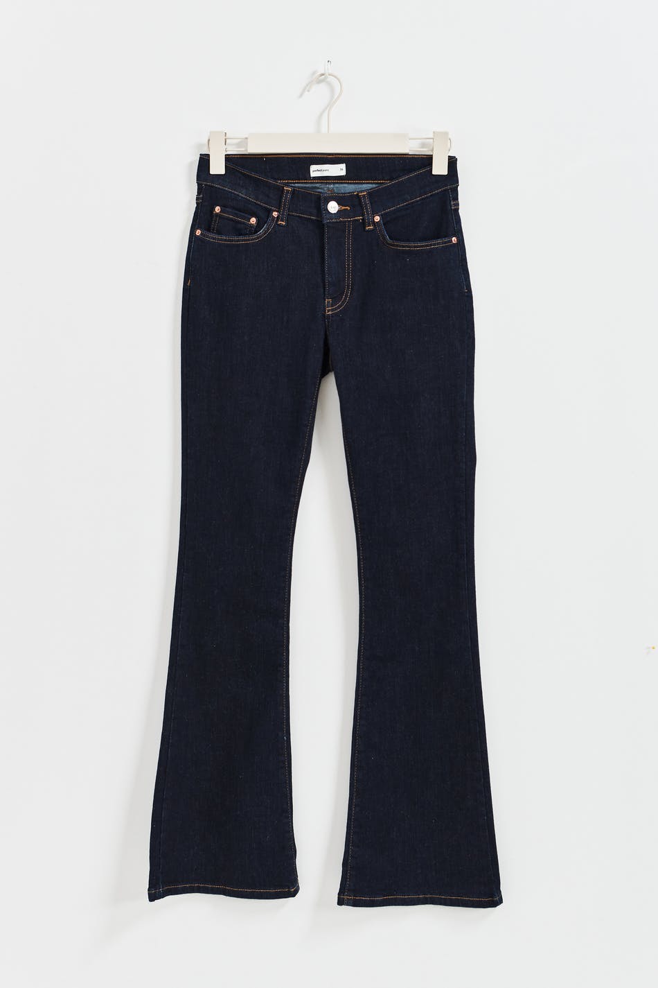 Low waist bootcut jeans