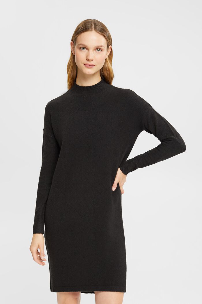 Wollmix-Strickkleid mit Stehkragen