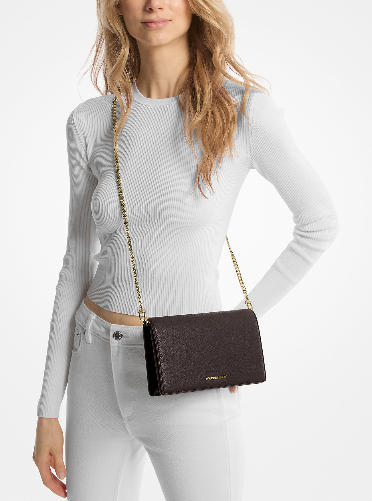 Jet Set Medium Pebbled Leather Crossbody Bag - CHOCOLATE