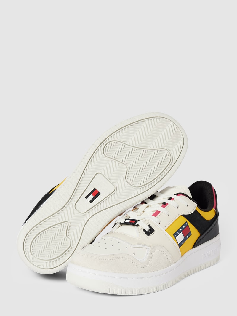 Sneaker mit Label-Print Modell 'BASKET' in hellgelb