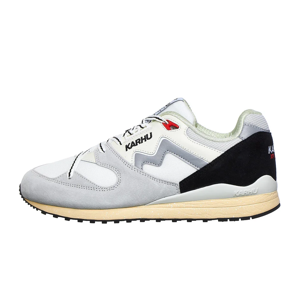Karhu Synchron Classic F802669 / blau